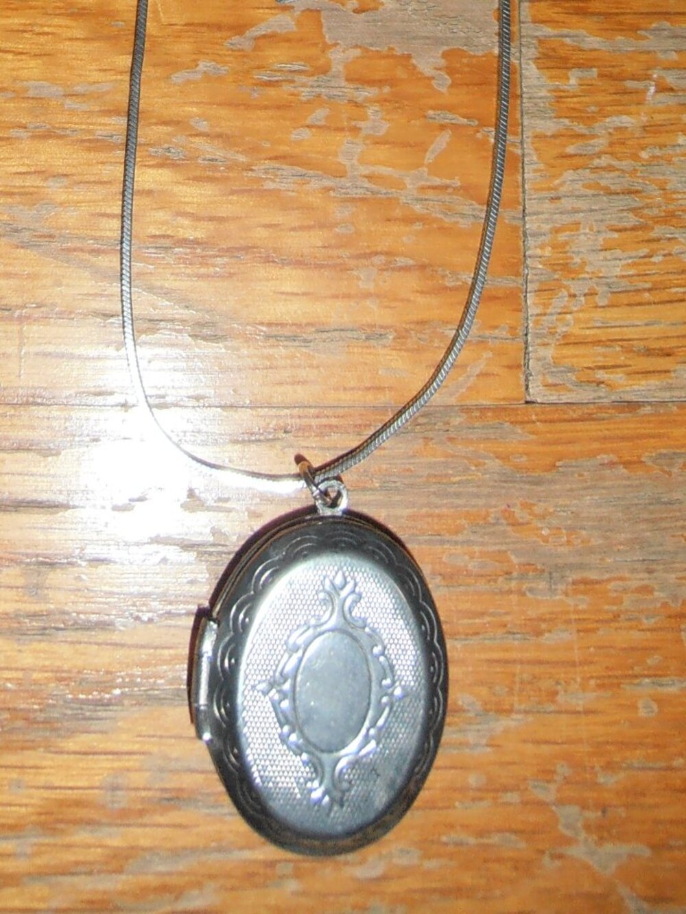 Vintage Silver Layer Necklace Locket